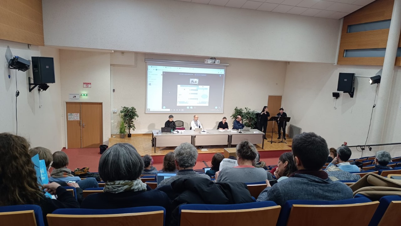 WhatsApp-Image-2024-11-20-at-17.31.41-2-2 Le Colloque TRASCE 2024 : Un Temps Fort pour la Recherche en Sciences de l’Éducation