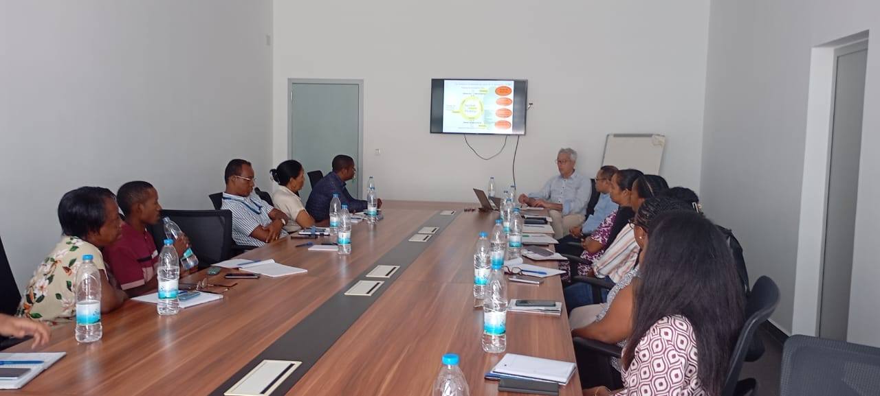490582428_642320615311555_8933347852253872760_n Conférence de haut niveau sur la Gestion des Ressources Humaines au Port Academy Center Toamasina