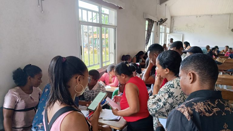 Coup d'envoi du regroupement pédagogique de la Formation à distance en Sciences de l'Education et Administration Scolaire, lancé par madame la Vice-Présidente de l'Université de Toamasina, chargée de la Formation, de la Recherche et de la Pédagogie, Dr Caroline FENO PIERRE